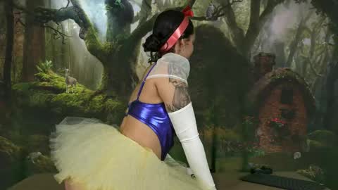 Salome online show from 05-20-26, 02:12