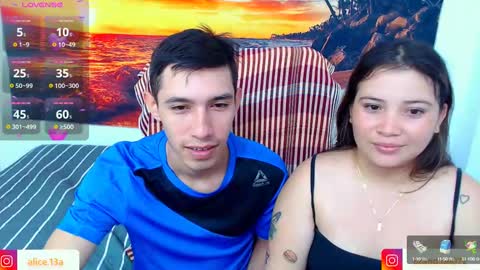 Snapshot of alicia_and_brandon chatting on 01-28-25, 11:28 CATALINA Y ANDRES online show from 01-28-25, 11:28