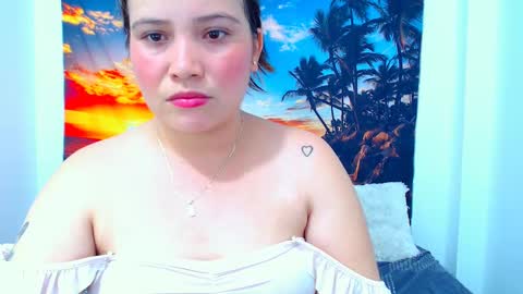 Snapshot of alicia_and_brandon chatting on 02-06-25, 11:58 CATALINA Y ANDRES online show from 02-06-25, 11:58