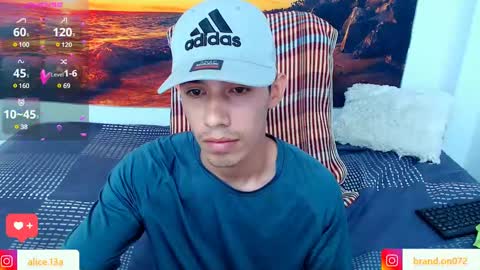 Snapshot of alicia_and_brandon chatting on 02-09-25, 12:49 CATALINA Y ANDRES online show from 02-09-25, 12:49