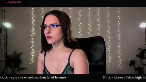 Alicia online show from 03-27-26, 07:57