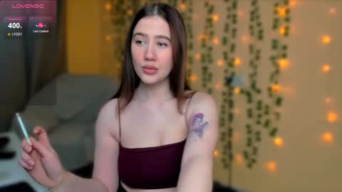 Alicia online show from 11-10-25, 04:00