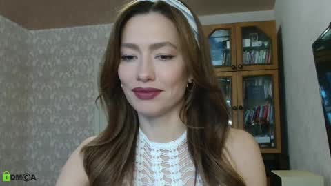 Alicia online show from 11-18-25, 05:45