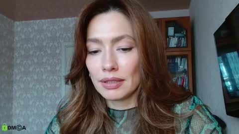 Alicia online show from 11-27-25, 07:21