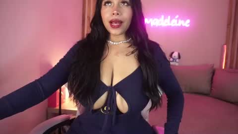 alicia_summer_ online show from 08-01-26, 06:01