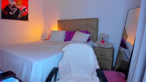 aliciabiden online show from 04-08-26, 07:19