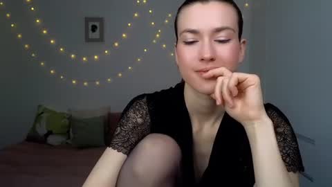 Snapshot of alicianoveli chatting on 07-05-26, 04:19 alicianoveli online show from 07-05-26, 04:19
