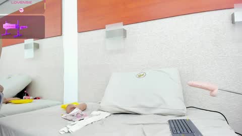 im tutti online show from 01-29-25, 05:30