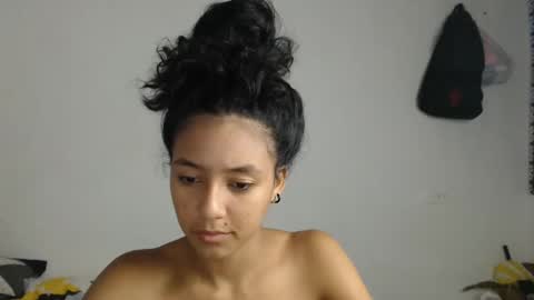 Snapshot of alicie_sexy_hot_20 chatting on 02-07-25, 08:11 ana online show from 02-07-25, 08:11