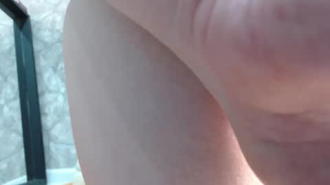 Snapshot of alidaalida2 chatting on 02-18-26, 04:03 alidaalida2 online show from 02-18-26, 04:03