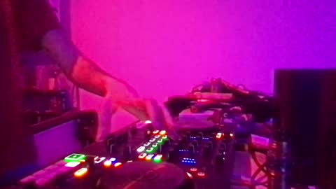 Snapshot of alien8720 chatting on 02-08-25, 09:46 busco rockera online show from 02-08-25, 09:46