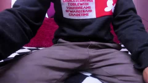 Snapshot of alien_high chatting on 09-19-25, 12:06 AlienHigh FlashNigga online show from 09-19-25, 12:06