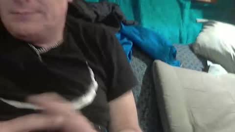 Snapshot of alienlifeproductions chatting on 12-17-25, 11:49 AlienLifestyle Productions - A Gay Guy and his Straight Friend online show from 12-17-25, 11:49