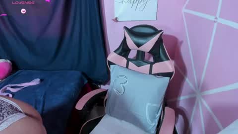 Snapshot of alii_cutee chatting on 08-04-26, 09:17 alii_cutee online show from 08-04-26, 09:17