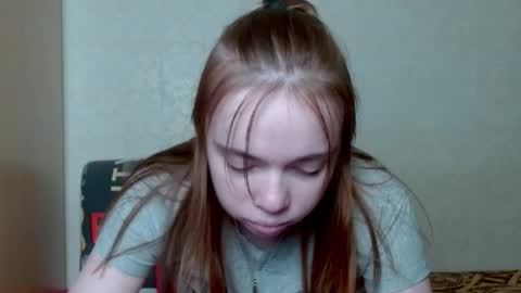 Snapshot of aliiice_stone chatting on 10-30-25, 01:51 Alice online show from 10-30-25, 01:51