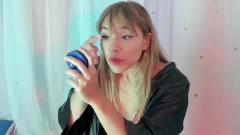 aliissa moree online show from 10-18-25, 08:09