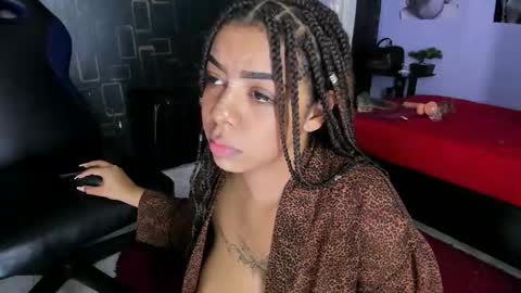 Snapshot of alika01_ chatting on 02-02-25, 08:19 alika online show from 02-02-25, 08:19