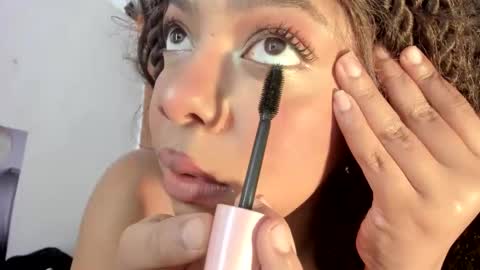 Snapshot of alika01_ chatting on 06-04-26, 02:34 alika online show from 06-04-26, 02:34