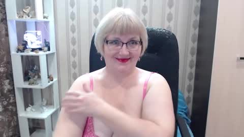 Snapshot of alina672211 chatting on 02-09-26, 05:11 alina672211 online show from 02-09-26, 05:11