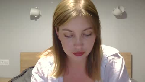 Snapshot of alina_007_007 chatting on 06-21-26, 09:06 alina_007_007 online show from 06-21-26, 09:06