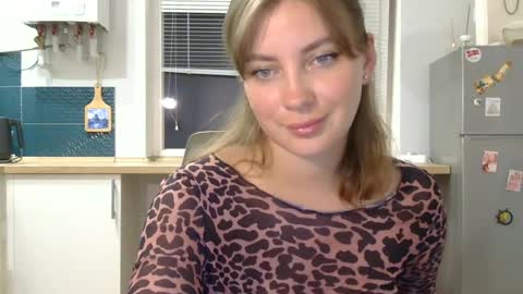 Snapshot of alina_007_007 chatting on 07-30-26, 08:08 alina_007_007 online show from 07-30-26, 08:08