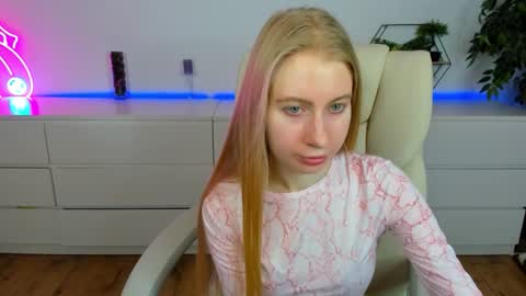 Alina online show from 03-17-26, 06:39