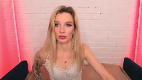 Alina online show from 12-03-25, 01:35