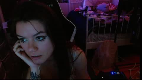 Snapshot of alina_nightshade chatting on 06-12-26, 05:17 Alina Nightshade online show from 06-12-26, 05:17