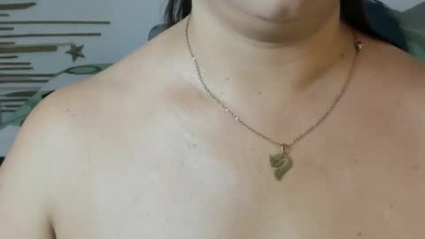 Snapshot of alinabozz1 chatting on 09-21-25, 10:44 alinabozz1 online show from 09-21-25, 10:44