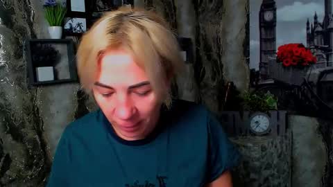 Alina online show from 10-20-25, 04:35