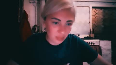 Snapshot of alinafrey_ chatting on 06-06-26, 06:12 Alina online show from 06-06-26, 06:12