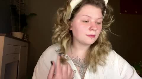 Alina online show from 04-28-26, 09:53