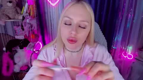 alinaocean online show from 04-17-26, 03:48