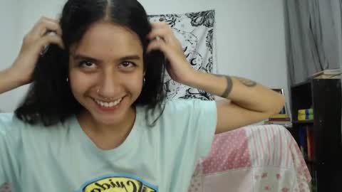 Snapshot of alinawoolf_ chatting on 01-14-25, 02:29  Ali  online show from 01-14-25, 02:29