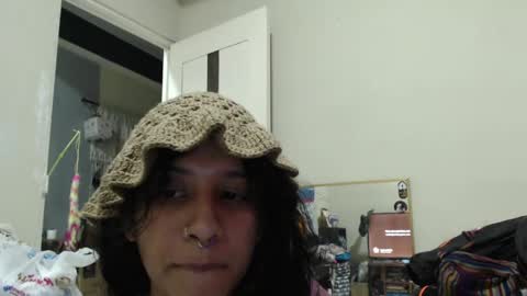  Ali  online show from 05-25-26, 02:06