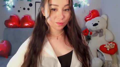 Snapshot of alinaxrose chatting on 06-03-26, 01:52 AlinaXRose online show from 06-03-26, 01:52