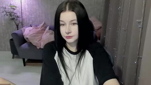 Snapshot of alinegreeeen chatting on 11-02-25, 01:19 Aline Greeeen online show from 11-02-25, 01:19