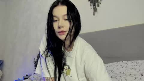 Aline Greeeen online show from 01-15-26, 07:35