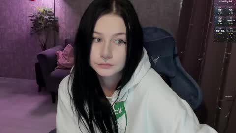 Aline Greeeen online show from 02-13-26, 07:37