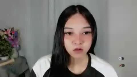 Snapshot of alisa_sexmachine chatting on 07-10-26, 10:51 call me TRISHA online show from 07-10-26, 10:51