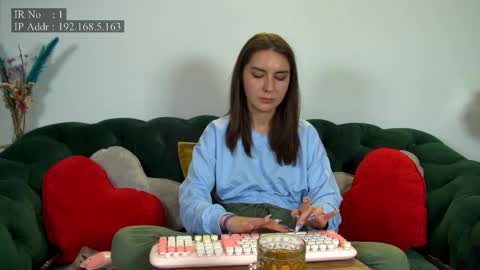 Snapshot of alisaalarie chatting on 05-02-26, 07:02 Alisa online show from 05-02-26, 07:02