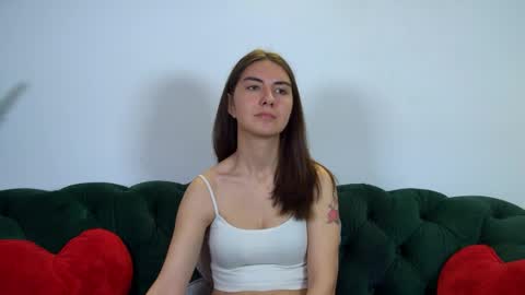 Snapshot of alisaalarie chatting on 05-03-26, 07:14 Alisa online show from 05-03-26, 07:14