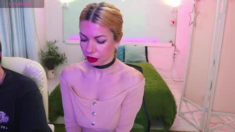 Snapshot of alisaaleks chatting on 02-11-26, 02:00 Alisa Aleks online show from 02-11-26, 02:00