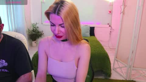 Snapshot of alisaaleks chatting on 02-14-26, 11:51 Alisa Aleks online show from 02-14-26, 11:51