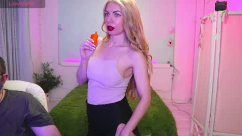 Snapshot of alisaaleks chatting on 04-02-26, 04:04 Alisa Aleks online show from 04-02-26, 04:04