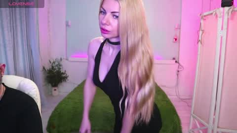 Snapshot of alisaaleks chatting on 04-11-26, 04:00 Alisa Aleks online show from 04-11-26, 04:00