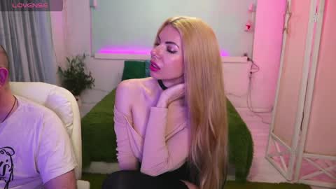 Snapshot of alisaaleks chatting on 04-14-26, 07:20 Alisa Aleks online show from 04-14-26, 07:20