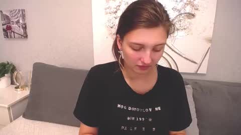 Alisa online show from 10-13-25, 12:49