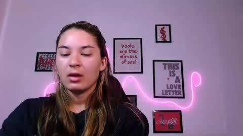 Snapshot of alisarossy chatting on 06-15-26, 03:42 Alisa online show from 06-15-26, 03:42