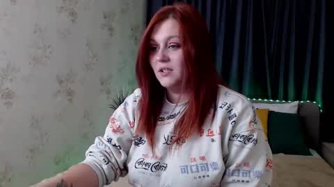 Snapshot of alisawoods_ chatting on 09-27-25, 07:24 Alisa online show from 09-27-25, 07:24